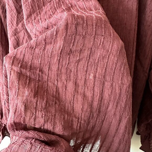 Torrid Maroon Stripe Gauze Lace Up Peasant Top size 3 - Picture 11 of 16